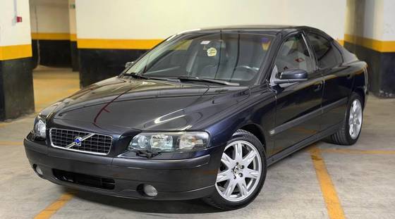 VOLVO S60 2.5 R GASOLINA 4P MANUAL